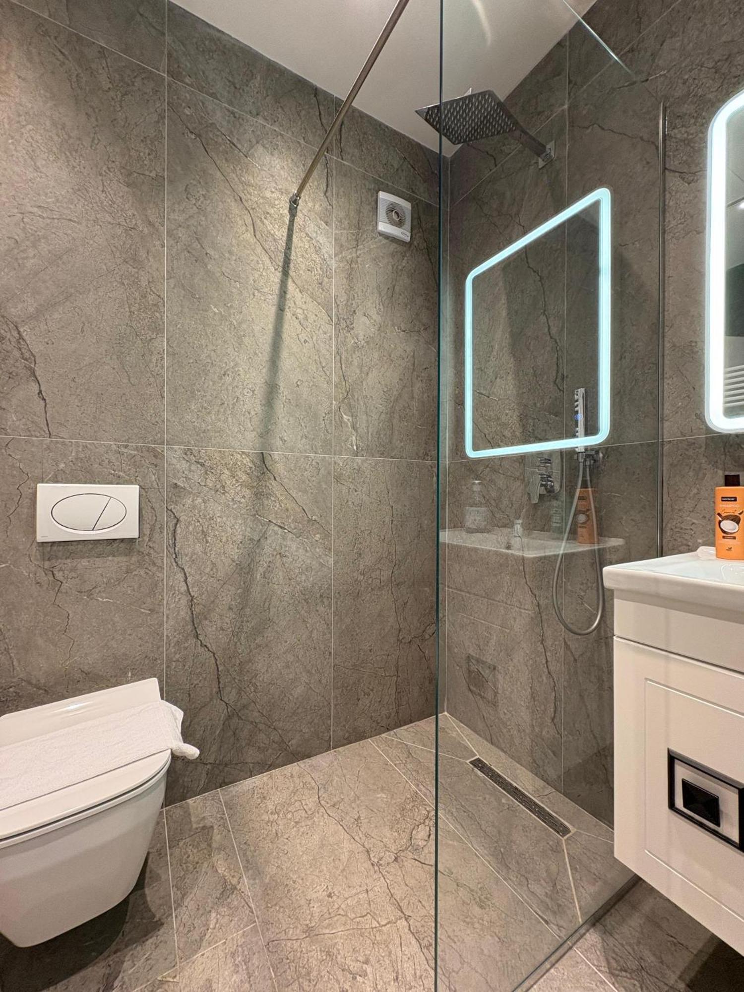 Apartment Blue Boutique 2 *